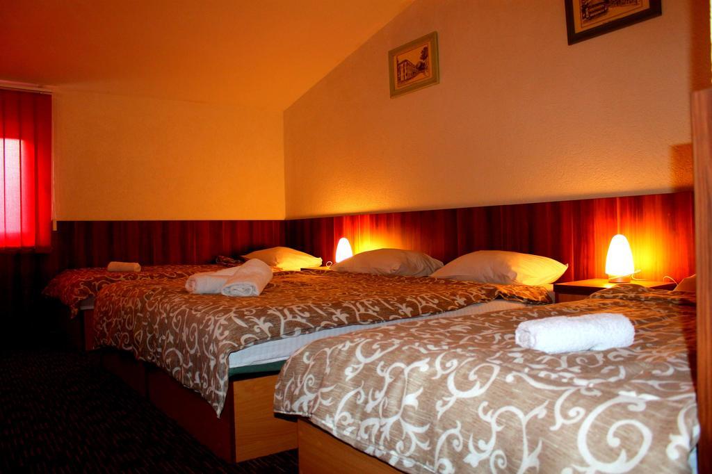 Hotel Piramida Sunca Visoko Esterno foto