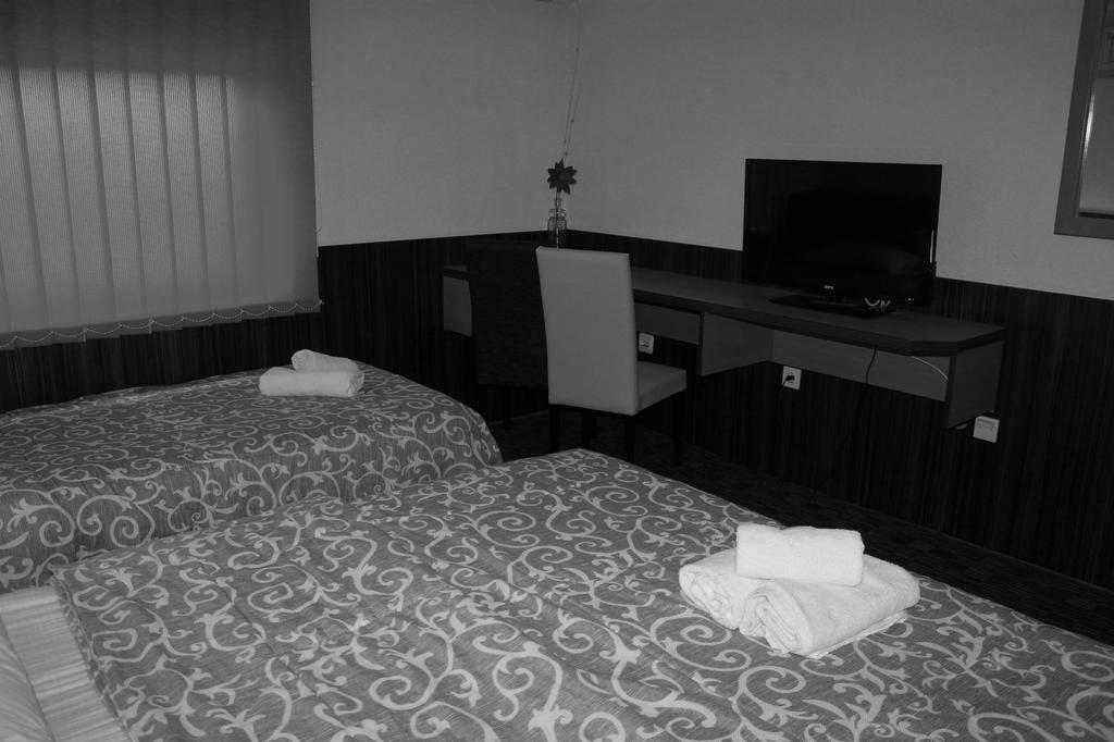 Hotel Piramida Sunca Visoko Camera foto