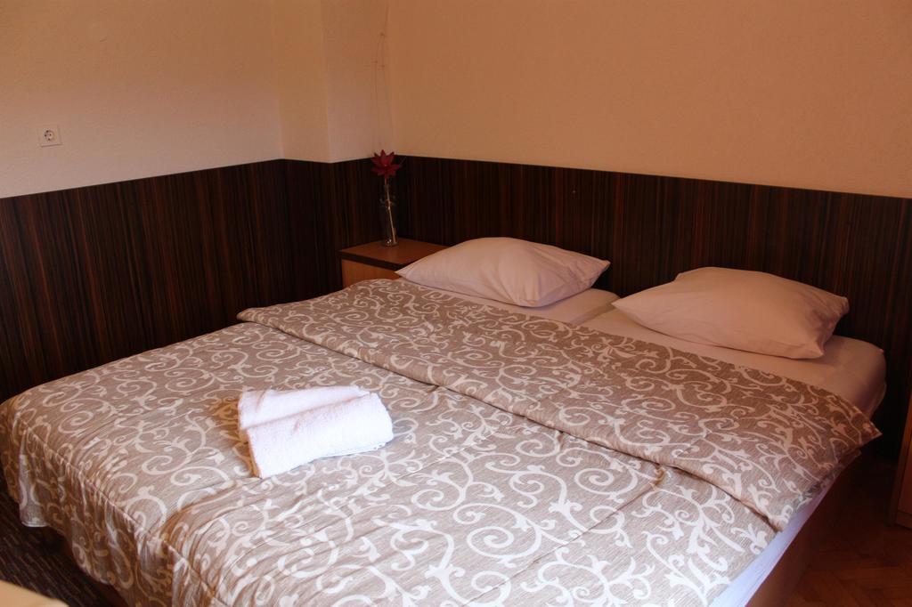 Hotel Piramida Sunca Visoko Esterno foto
