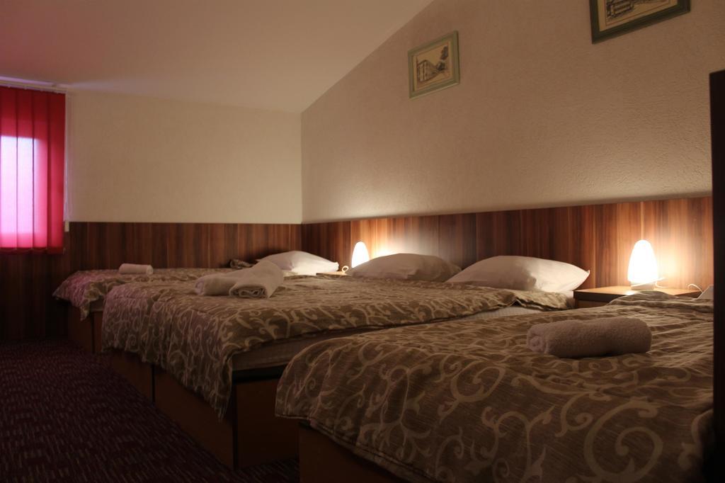 Hotel Piramida Sunca Visoko Esterno foto