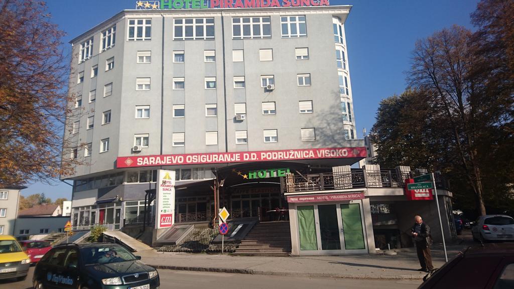 Hotel Piramida Sunca Visoko Esterno foto