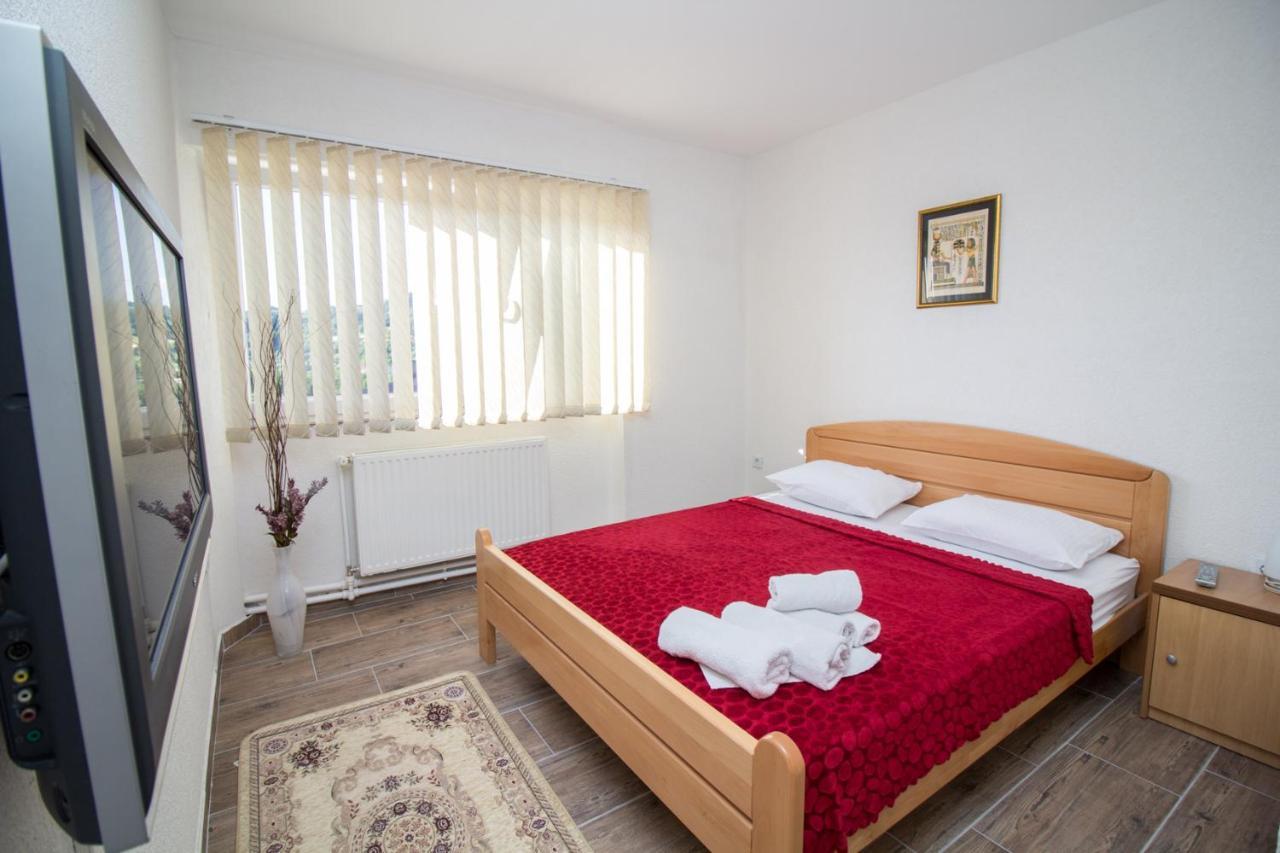 Hotel Piramida Sunca Visoko Esterno foto
