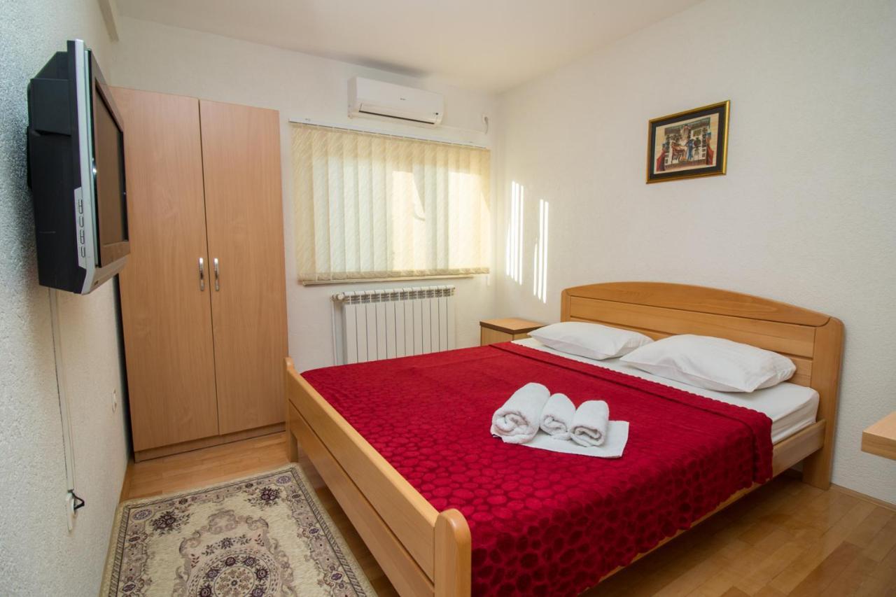 Hotel Piramida Sunca Visoko Esterno foto