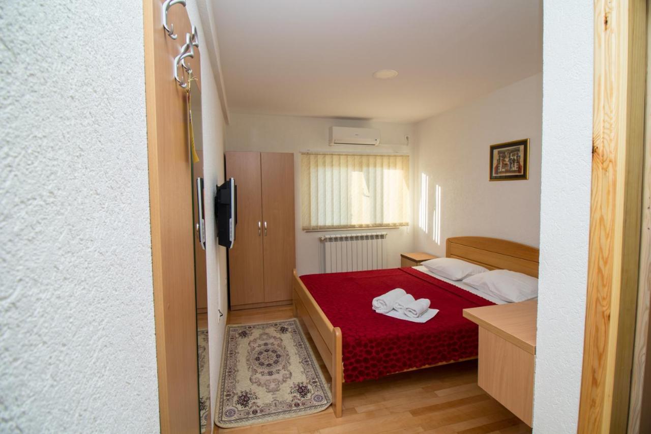 Hotel Piramida Sunca Visoko Esterno foto
