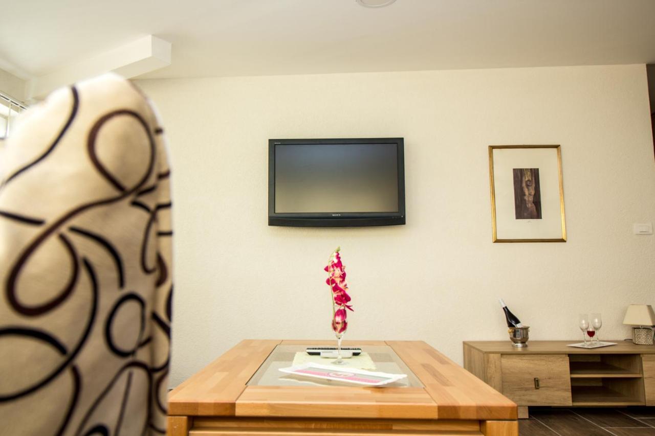 Hotel Piramida Sunca Visoko Esterno foto